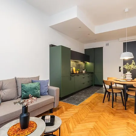 Superapart Grochowska 326 Varsóvia